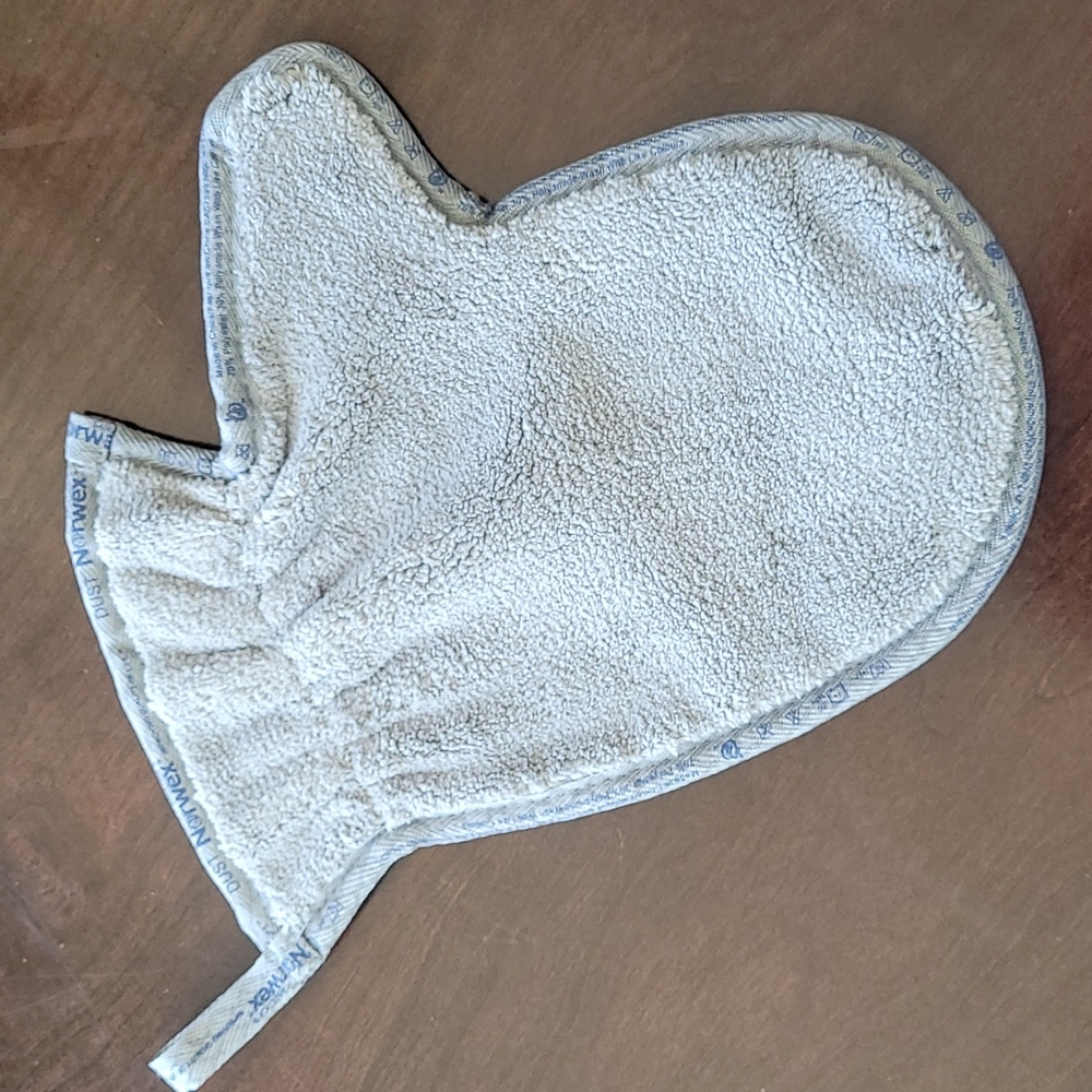 Norwex Gray Dust Mitt